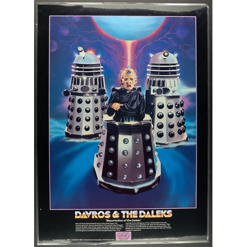 66 - DR WHO - COLLECTABLE SELECTION INCLUDING SIGNED. 2 t-shirts, 2 neck ties, baking mould, bookmark, er... 