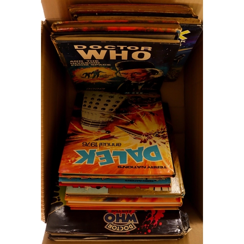 71 - DR WHO - DALEK ANNUALS AND BOOKS. Comprises of  The Dalek Book 1964, The Dalek World 1965, The Dalek... 