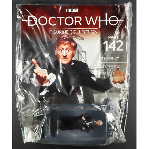 77 - DR WHO - EAGLEMOSS FIGURINE COLLECTION. Comprising of 1-157, 160-163 with 3 specials and 5 duplicate... 