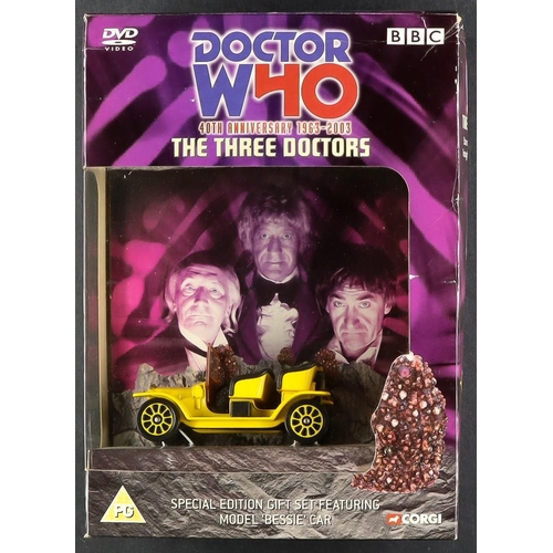 98 - DR WHO - UNOPENED BOXED ITEMS comprising of 'The Eleven Doctors Figure Set', 'The Eleven Doctors Mic... 