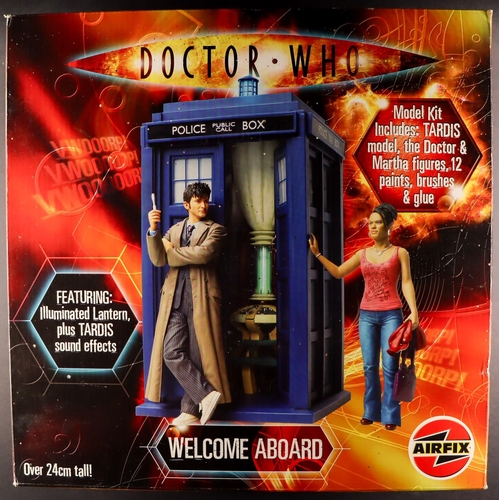 102 - DR WHO AIRFIX MODELS Welcome Aboard and Daleks in Manhattan. Alos includes MK1 Television Dalek by C... 