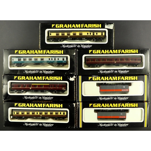 158 - N GAUGE GRAHAM FARISH COACHES AND ROLLING STOCK. Includes 0695, 0684, 3905 Speedlink x2, 4107 Post O... 