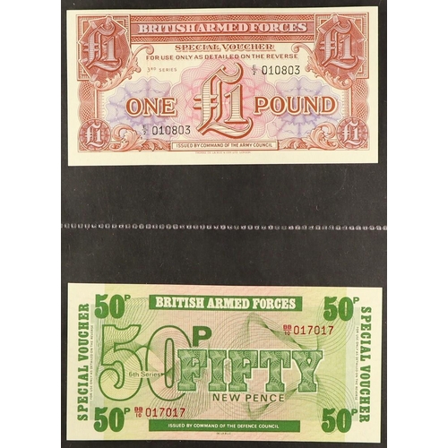 210 - WORLD BANKNOTES 20th Century various uncirculated banknotes, includes British Armed Forces to £5, va... 