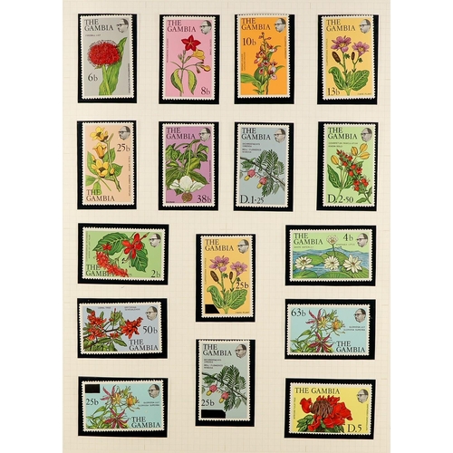 223 - FLOWERS 1950's-2000's GIGANTIC WORLD NEVER HINGED MINT COLLECTION in hingeless mounts in 43 albums, ... 