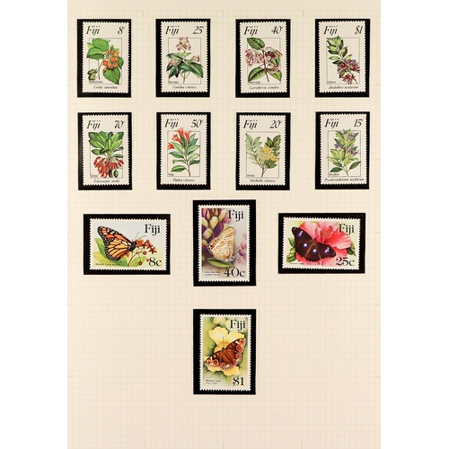 223 - FLOWERS 1950's-2000's GIGANTIC WORLD NEVER HINGED MINT COLLECTION in hingeless mounts in 43 albums, ... 