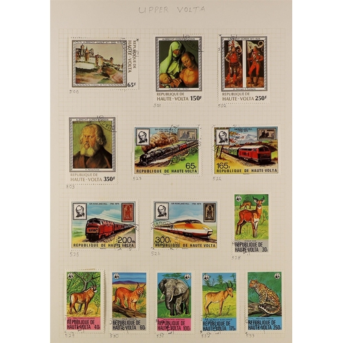 274 - INDEPENDENT AFRICA COLLECTION in 2 albums of chiefly 1950's - 1980's mint & used stamps, chiefly for... 