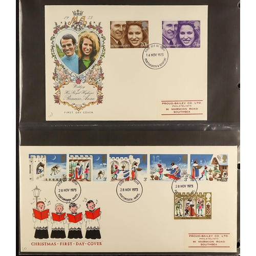 302 - WORLD ACCUMULATION in three cartons, mint & used, includes British Commonwealth collection in album,... 