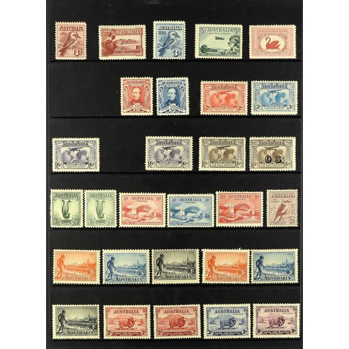 376 - 1914 - 1936 PICTORIALS / COMMEMORATIVES collection of 42 mint stamps on protective pages, note 1914 ... 