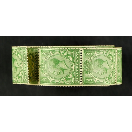 1561 - 1924-26 ½d green, SG 418, a large part complete coil (approx 620 stamps) in original circular box. L... 