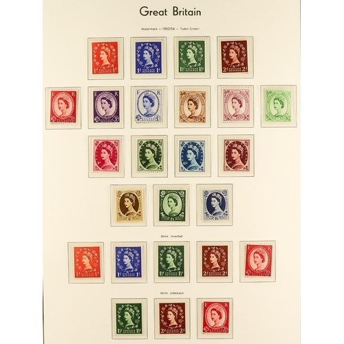 1593 - 1952-1970 COMPREHENSIVE MINT MOSTLY NEVER HINGED COLLECTION on hingeless pages, includes Wildings se... 