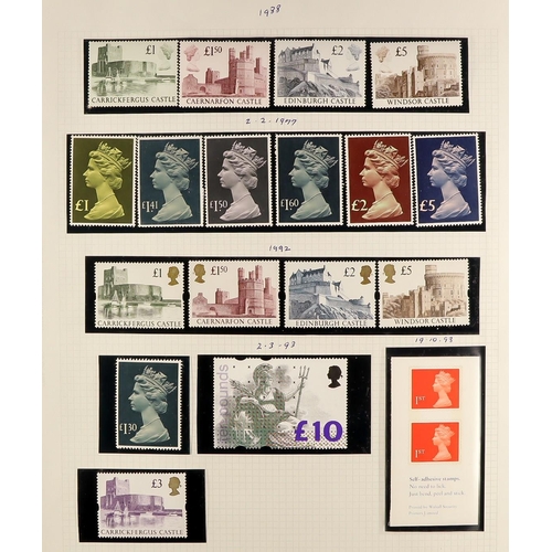 1618 - 1971-2009 NEVER HINGED MINT COLLECTION in an album, includes commems as complete sets, mini-sheets, ... 