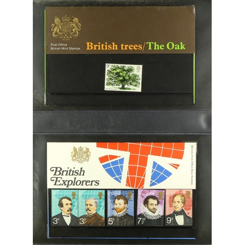 1622 - 1973-2003 PRESENTATION PACKS All different collection of commemorative presentation packs in six alb... 