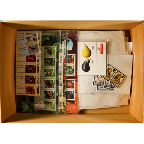 1676 - COMMEMORATIVE FACE VALUE BOX with stamp sets, miniature sheets, presentation packs, and Post & Go st... 