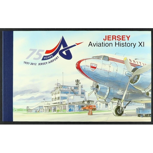 1723 - JERSEY, GUERNSEY & ISLE OF MAN BOOKLETS 1969-2012 collection in an album, includes Guernsey 2004 (£2... 