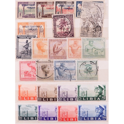 140 - COLLECTOR'S ESTATE Late 19th Century to 1990's mint & used stamps in over 40 albums & stockbooks, in... 