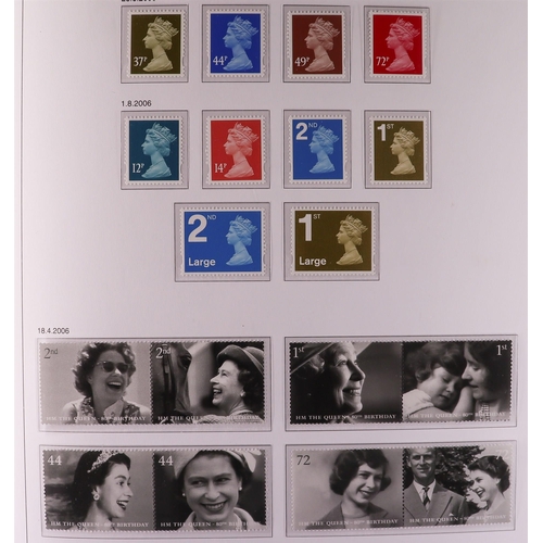 1495 - GB.ELIZABETH II 1971 - 2006 COLLECTION in three Davo albums. All commemorative stamps, greetings boo... 