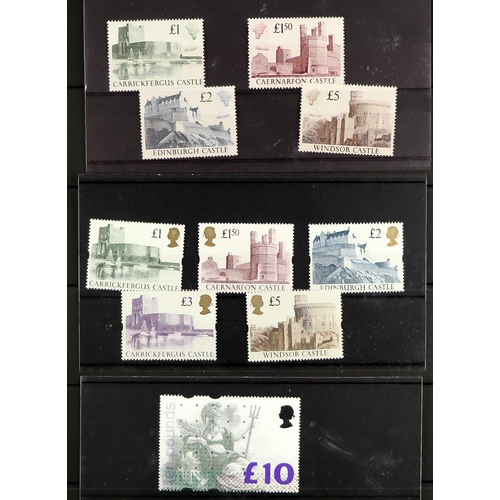 1497 - GB.ELIZABETH II 1971-1975 COMPREHENSIVE NEVER HINGED MINT COLLECTION in album, includes complete com... 