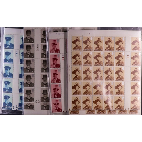 1511 - GB.ELIZABETH II 1972 - 1975 FULL SHEET COMMEMORATIVE COLLECTION. Potential for gutter pairs, traffic... 