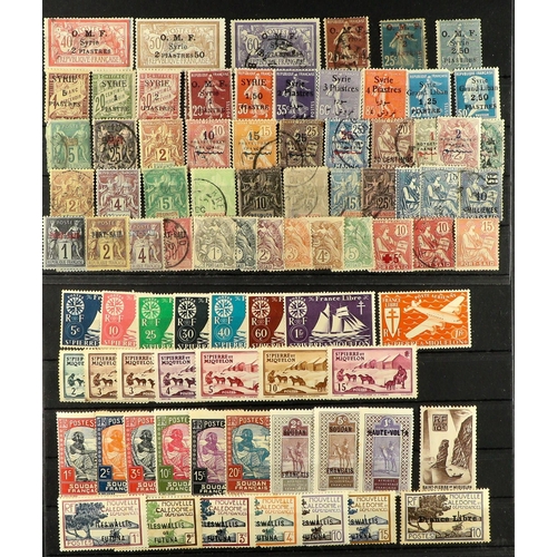 180 - WORLD ASSEMBLY in box, includes world mint & used ranges on stock cards incl Great Britain local rai... 