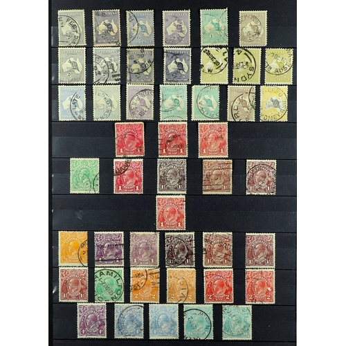 255 - AUSTRALIA 1913 - 1936 EXTENSIVE COLLECTION of used stamps on protective pages, many sets, high value... 