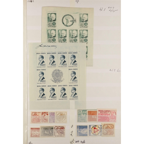 362 - BRAZIL 1900 - 1952 MINT / NEVER HINGED MINT COLLECTION of around 230 stamps & miniature sheets on st... 