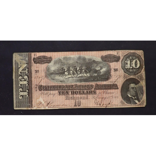 4 - BANKNOTES 20th Century world collection in two volumes, plus a few coins. Mixed condition. (approx 2... 