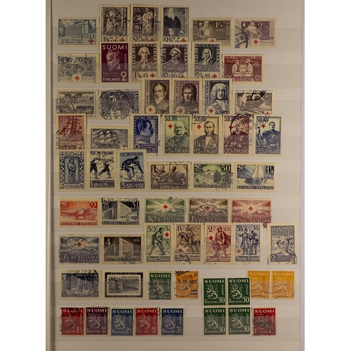 493 - FINLAND 1860 - 2010's ACCUMULATION IN CARTON of mint / never hinged mint & used stamps and miniature... 