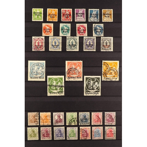 572 - GERMANY 1875 - 1945 USED COLLECTION of approx 1000 stamps & miniature sheets on protective pages, no... 