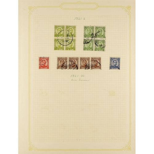 654 - ICELAND 1901 - 1976 COLLECTION of over 700 used stamps on album pages, chiefly complete sets. Cat £3... 