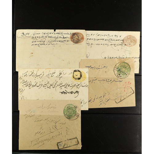 691 - INDIAN FEUDATORY STATES HYDERABAD 1885 - 1949 COLLECTION on 25 doubled-sided protective pages with e... 