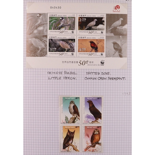 83 - BIRDS 1940's-2010's world collection written up in 22 albums, includes loads of complete sets, mini-... 