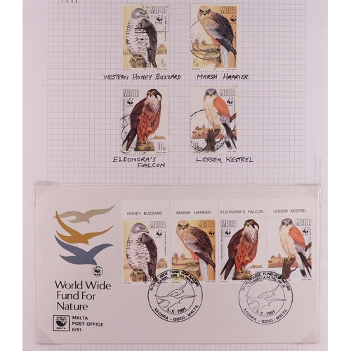 83 - BIRDS 1940's-2010's world collection written up in 22 albums, includes loads of complete sets, mini-... 