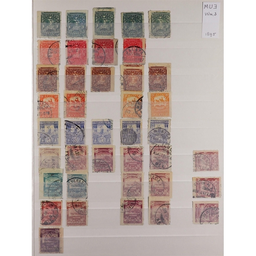 833 - MEXICO 1884 - 1910 COLLECTION of 800+ mint & used stamps on album pages with some degree of semi-spe... 