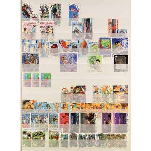 895 - NEW ZEALAND 1937 - 1999 USED COLLECTION extensive, on protective pages, chiefly sets but also semi-s... 