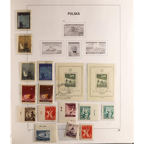 951 - POLAND 1944 - 1959 USED COLLECTION in a hingeless Davo Polska album, chiefly complete sets & miniatu... 