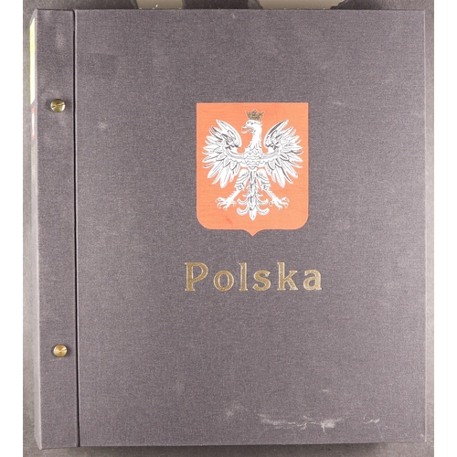 951 - POLAND 1944 - 1959 USED COLLECTION in a hingeless Davo Polska album, chiefly complete sets & miniatu... 