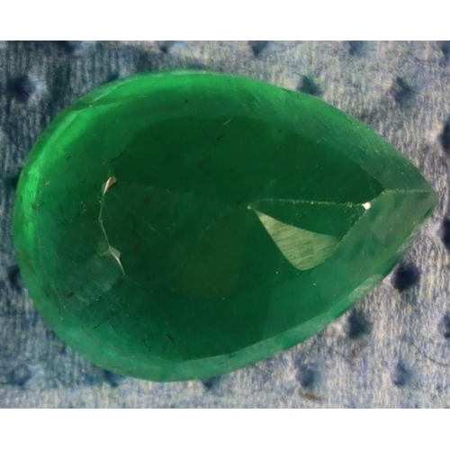 121 - GEMSTONE - EMERALD 8.60ct pear shaped. Lot 121 [a]