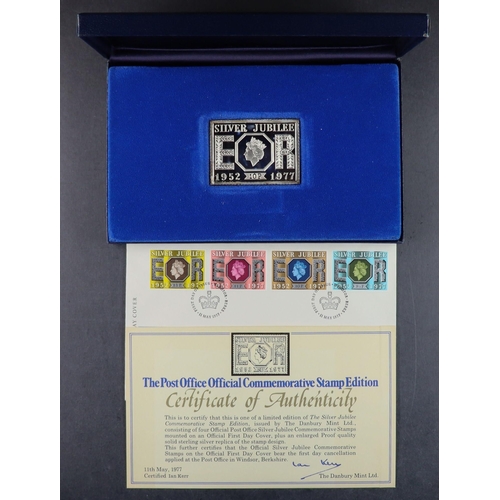 177 - SILVER INGOT 1977 10p Silver Jubilee enlarged solid silver replica stamp in box, weight 74g. Lot 177... 