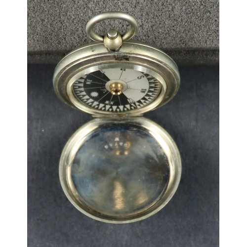 224 - WWI ARMY COMPASS 1916 Dennison Birmingham pocket watch style officer's compass. Lot 224 [c]