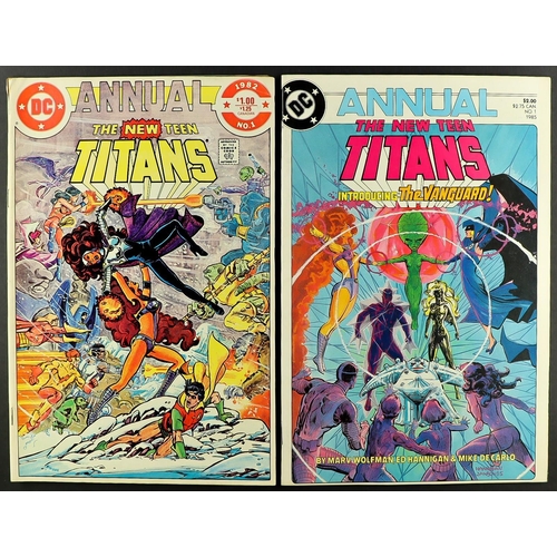 64 - DC COMICS - TEEN TITANS - INCLUDING #1. Includes 1980-83 'The New Teen Titans' (2-4, 6-8, 10-40), 19... 