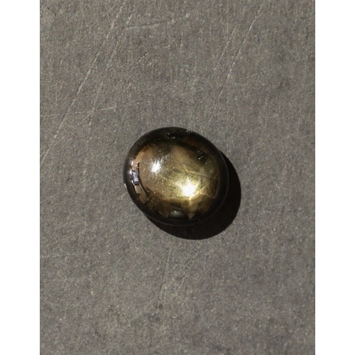 127 - GEMSTONE - GOLDEN BLACK STAR. 15.82ct. Approx 14x12x7. Lot 127 [a]