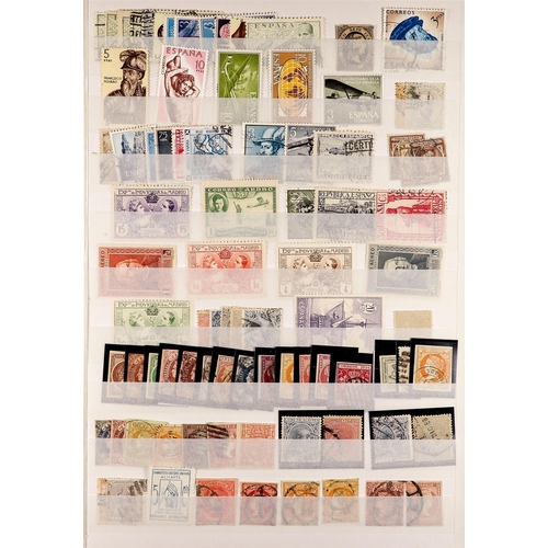 1243 - SPAIN 1850's - 1980's COLLECTION / ASSORTMENT of perhaps 2000 mint, never hinged mint & used on prot... 