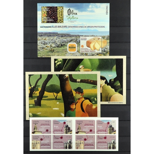 1251 - SPAIN 2019 - 2020 complete for all sets, miniature sheets, booklets, all never hinged mint collectio... 