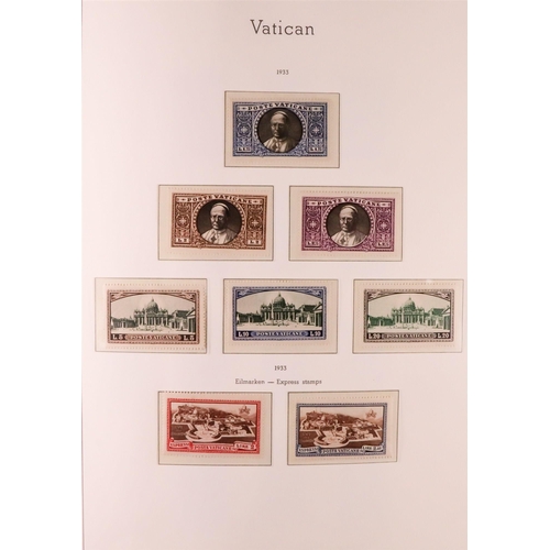 1333 - VATICAN CITY 1852-1998 COMPREHENSIVE MOSTLY NEVER HINGED MINT COLLECTION in hingeless Lighthouse alb... 