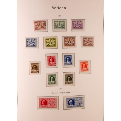 1333 - VATICAN CITY 1852-1998 COMPREHENSIVE MOSTLY NEVER HINGED MINT COLLECTION in hingeless Lighthouse alb... 