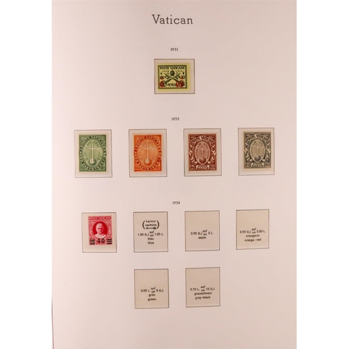 1333 - VATICAN CITY 1852-1998 COMPREHENSIVE MOSTLY NEVER HINGED MINT COLLECTION in hingeless Lighthouse alb... 