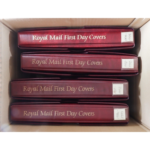 1685 - GB.ELIZABETH II 1969-2012 PRESENTATION PACKS & FDC's Comprehensive collection in 16 covers albums, i... 