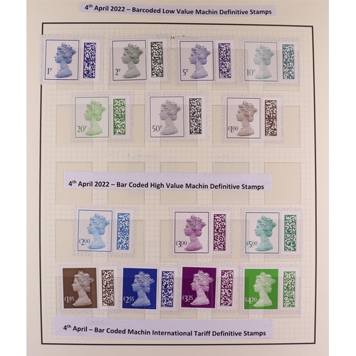 1717 - GB.ELIZABETH II 1971-2023 DEFINITIVE ISSUES Never hinged mint collection in album, includes various ... 