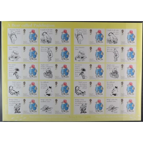 1759 - GB.ELIZABETH II 2000-2018 SMILERS SHEETS All different never hinged mint collection, very fine, face... 