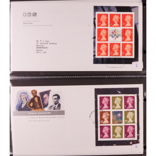 1844 - GB.FIRST DAY COVERS 1972-2012 PRESTIGE BOOKLETS PANES ON FDC's Collection in two albums, includes so... 